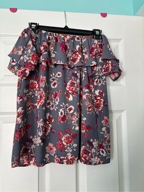 Floral Ruffled Off the Shoulder Top in Gray and Pink